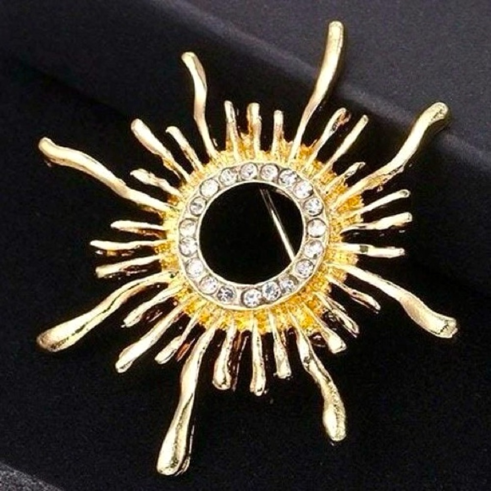 🔥2/$20 Sun Brooch Rhinestone Sun pin